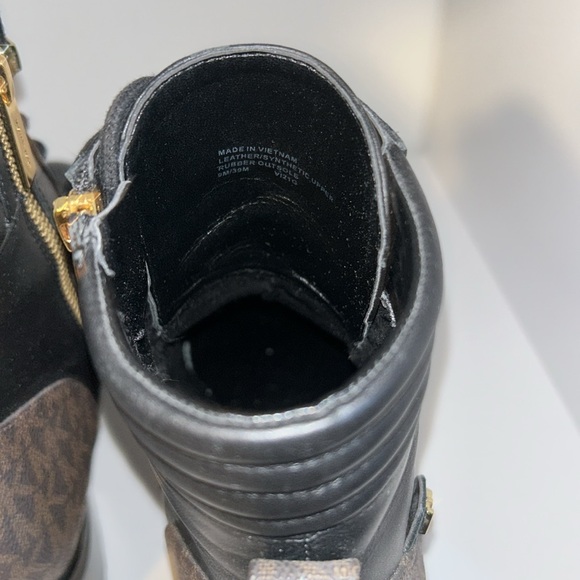 Michael Kors Women’s Boots Size 9 - Picture 5 of 5